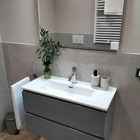 Apartamento Fratelli Giordano Costa Carnara